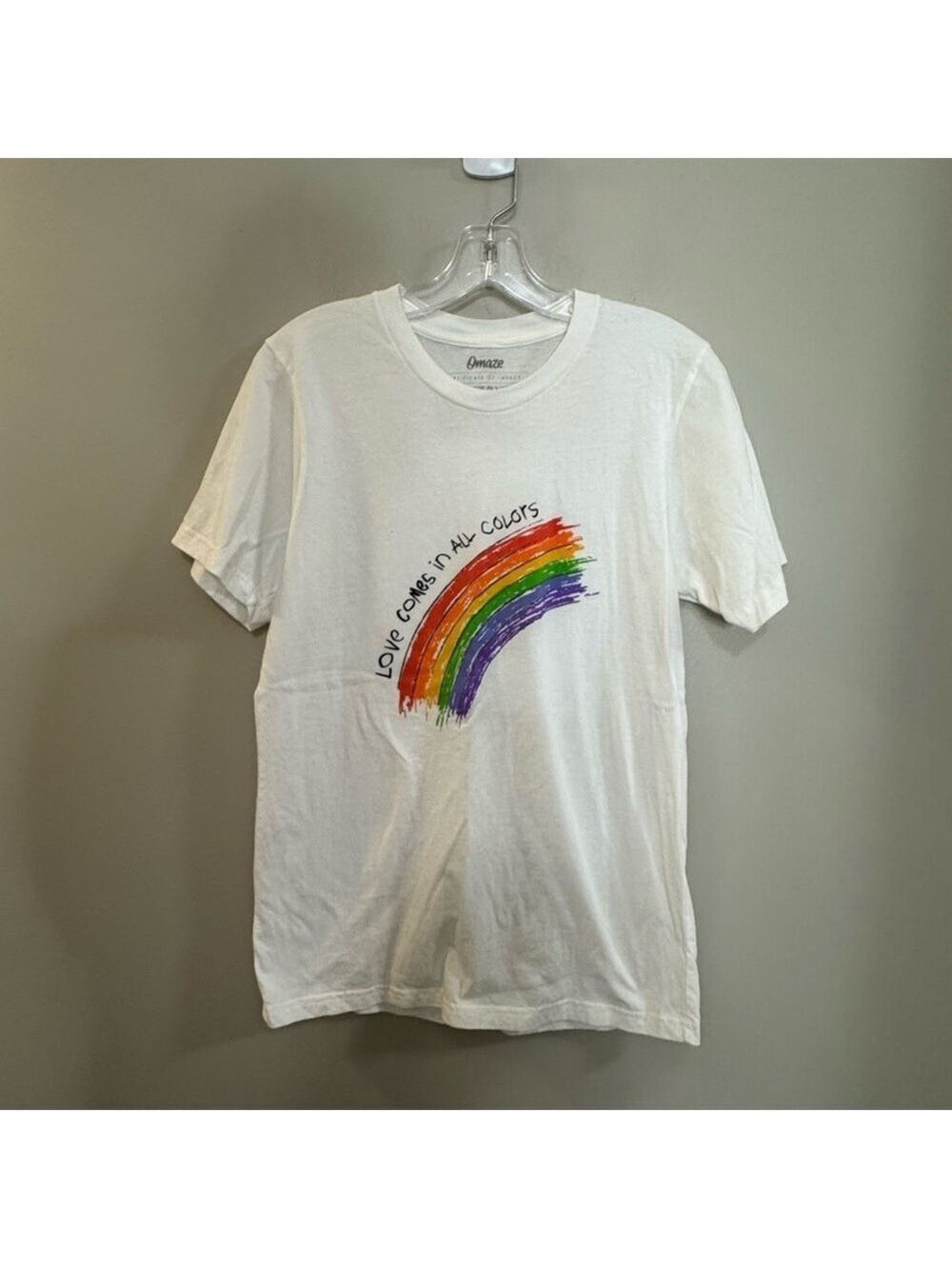 Women's Omaze designed by Rachel Zoe "Love Comes in All Colors" T-shirt. Size S